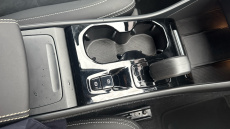 Volvo XC40 2.0 B3P Plus Dark 5dr Auto Petrol Estate